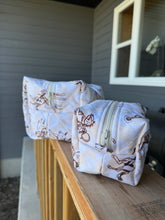 Load image into Gallery viewer, Checkered Rodeo Beauty Bag