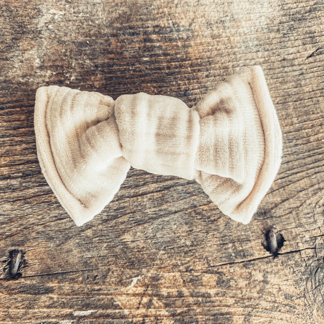 Coconut Ribbed Little Bow